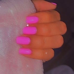 Meet your Posher, Adamari